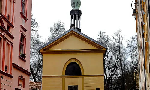 kostel svatého Ondřeje s Mozartovými sady