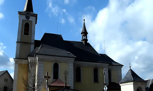 kostel svatého Petra a Pavla (Nový Hrádek)