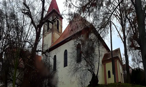 kostel svatého Petra a Pavla (České Křídlovice)