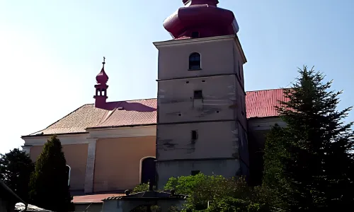kostel svatých Petra a Pavla (Šlapanov)