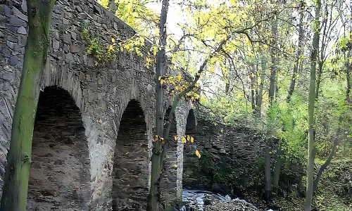 Toušický most