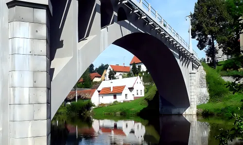 Čapkův most