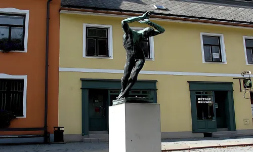 Socha Raněný