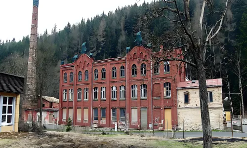 továrna na výrobu žesťových nástrojů Bohland a Fuchs