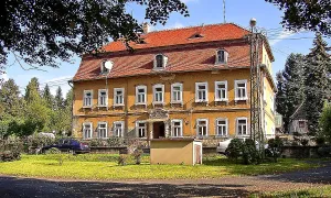 Bratislavská 998 a 3055