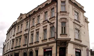 Dvojdům Husova 74