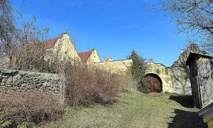 Dvorec Peklo