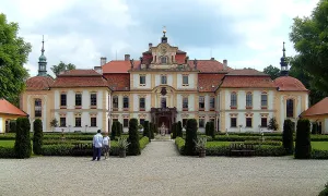 Jemniště