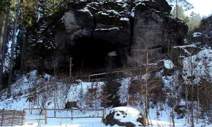 Výrov (Velenice)