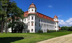 zámek Holešov