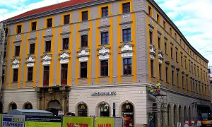 Salmův palác