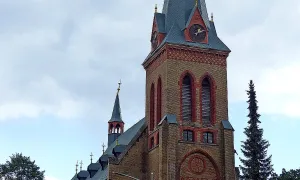 Kostel Nanebevzetí Panny Marie (Horní Maršov)