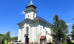 Kostel Nanebevzetí Panny Marie na Cínovci