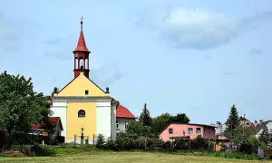 Kostel Nejsvětější Trojice (Místo)