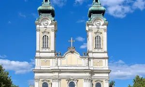 Kostel Panny Marie Královny (Mariánské Hory)
