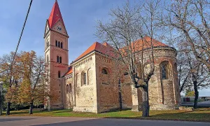 Kostel svatého Petra a Pavla (Babice)