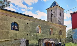 Kostel svatého Petra a Pavla (Krásný Les)