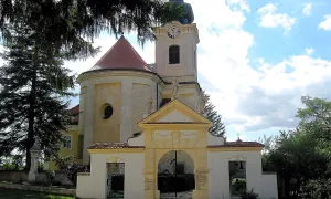 kostel svatých Petra a Pavla (Hrádek)