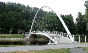 lávka přes Jizeru u stadionu v Semilech