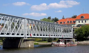 železný most v Týně nad Vltavou
