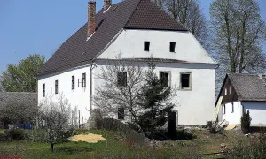 Horní tvrz ve Volfarticích