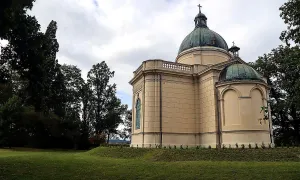 Hrobka Pallavicinů s parkem
