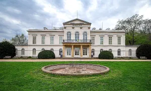 Letohrádek Kinských