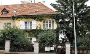 Mahenův památník