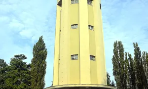 funkcionalistický věžový vodojem v Poděbradech