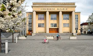 Jiráskovo divadlo (Hronov)