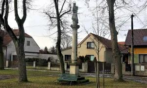 Sloup se sochou Panny Marie (Křinec)