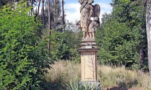 Socha Anděla Strážce (Kladruby nad Labem)