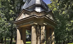 Vojenský hřbitov (Olomouc-Černovír)