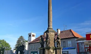 mariánský sloup v Chlumci nad Cidlinou