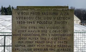 pomník padlým v boji proti fašismu v Chlumci nad Cidlinou