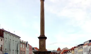 sloup se sochou Panny Marie (Mladá Boleslav)