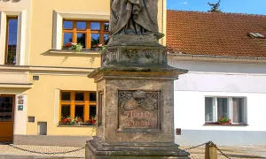 socha Arnošta z Pardubic