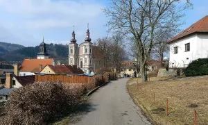 Oranžerie s hrnčírnou, Lomnice