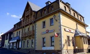 Hotel Praha (Boží Dar)