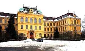 Základní škola Na Ostrově