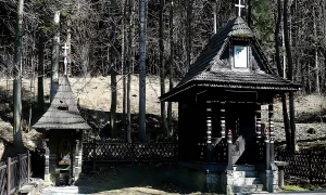 Altán nad pramenem Cyrilky