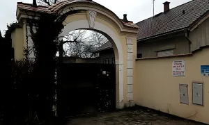 Brána domu čp. 1003