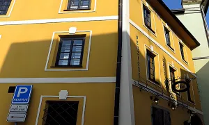Dobrovského 178