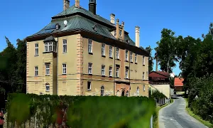 zámek Dírná