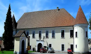 zámek Louňovice pod Blaníkem