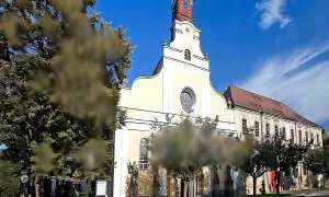 Kostel Nanebevzetí Panny Marie (Police nad Metují)