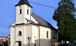 Kostel Povýšení svatého Kříže (Benešov)