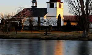 Kostel svatého Jana Evangelisty (Dlouhá Lhota)