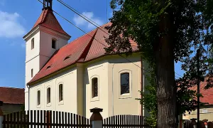 Kostel svatého Mikuláše (Měcholupy)