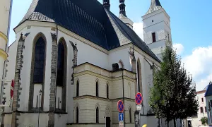 kostel Nanebevzetí Panny Marie (Uničov)